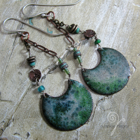 Green and Grey Crystalline Enamel Circle Drops