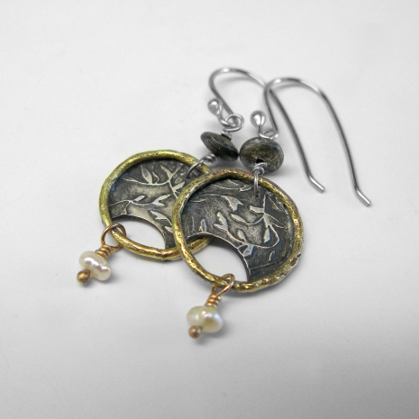 Leaf Pattern Circle Drop Silver/Brass Combo Earrings