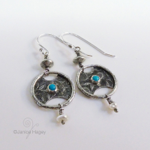 Leaf Pattern Circle Drop Earrings with 3mm Turquoise