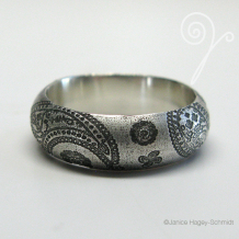 Chunky Paisley Band Ring