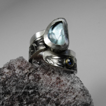 Topaz Sapphire Leaf Pattern Wrap Ring